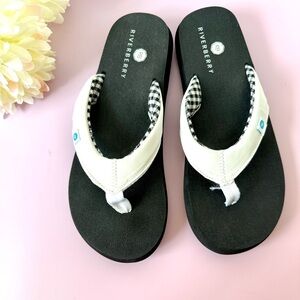 Riverberry Black and White Sandals, Size 9